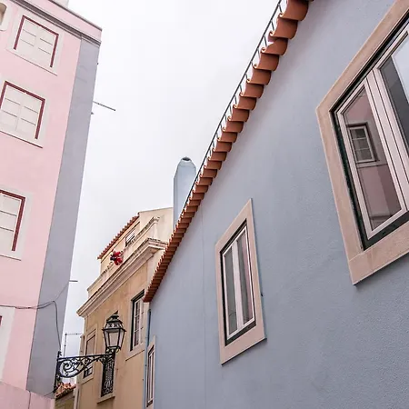 Lovelystay - Mouraria Cozy Wonder Lejlighed